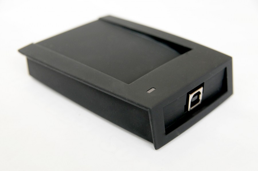Настольный считыватель бесконтактных  карт Z-2 USB