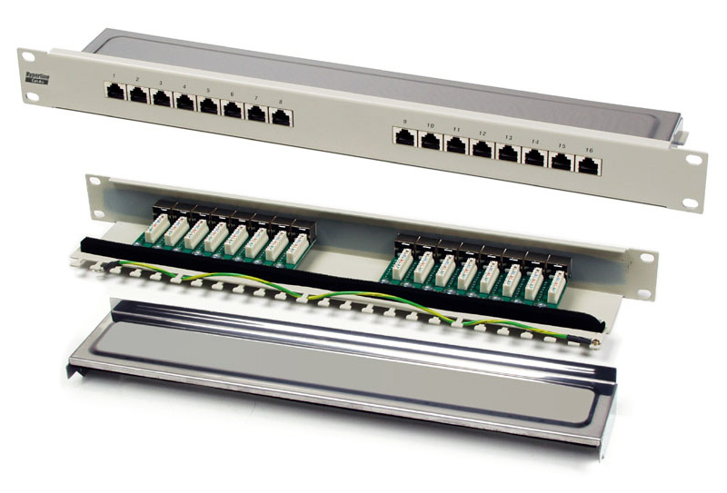 ����-������ 16 ������ RJ-45, ��������� 5e , 19" ��������������