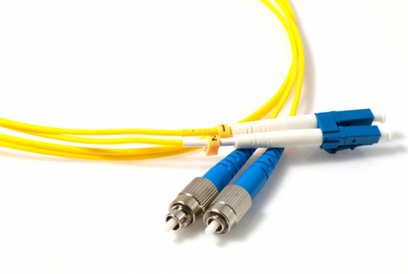 ���������� ����-����, FC-LC, SM 9/�125 ������� FC-D2-9-FC/UR-LC/UR-H-5M-LSZH-YL